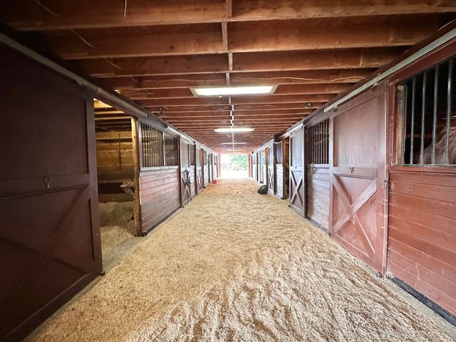 575 Smith Brewer Road, London, KY 40744