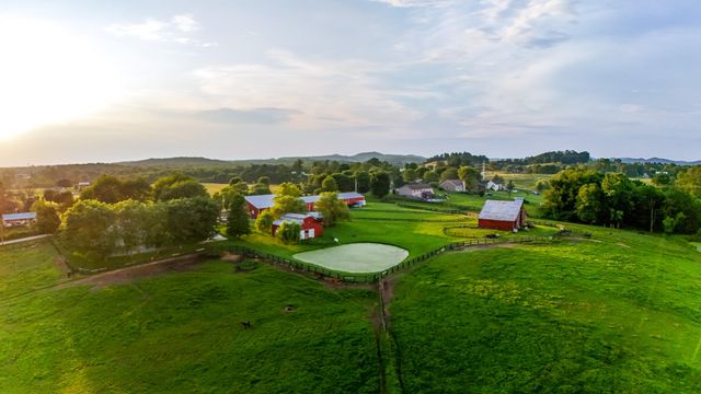 575 Smith Brewer Road, London, KY 40744