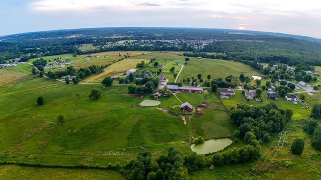 575 Smith Brewer Road, London, KY 40744