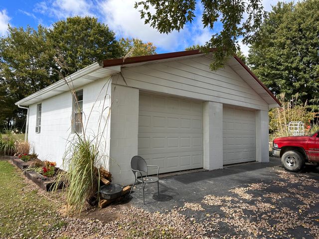 575 Smith Brewer Road, London, KY 40744