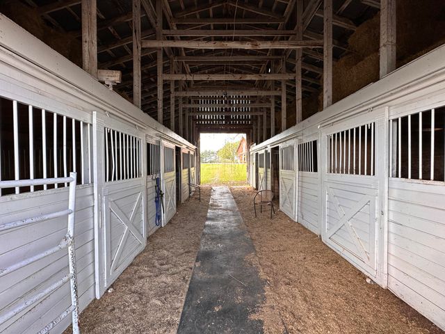 575 Smith Brewer Road, London, KY 40744