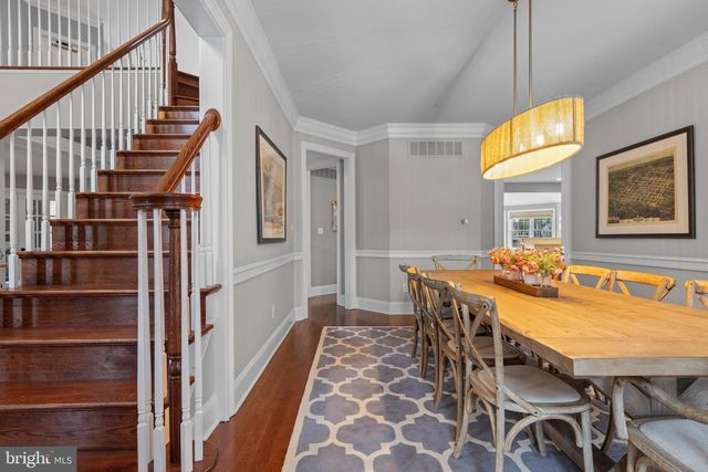 3905 WOODLAND DR, Newtown Square, PA 19073