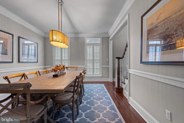 3905 WOODLAND DR, Newtown Square, PA 19073