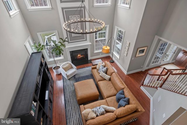 3905 WOODLAND DR, Newtown Square, PA 19073