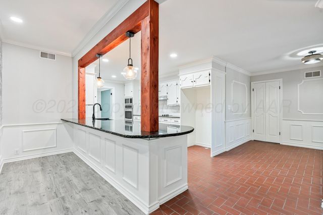 207 Yucca Terrace, Plainview, TX 79072