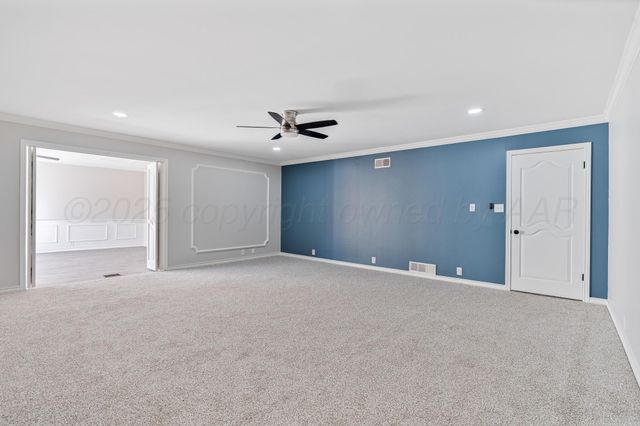 207 Yucca Terrace, Plainview, TX 79072