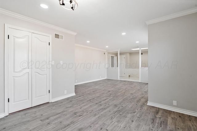 207 Yucca Terrace, Plainview, TX 79072