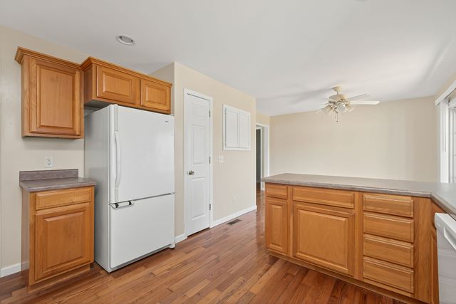 3429 Wj Robinson Rd, Cookeville, TN 38506