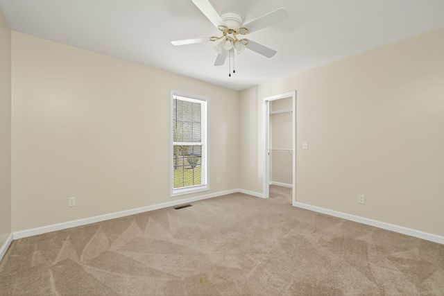 3429 Wj Robinson Rd, Cookeville, TN 38506