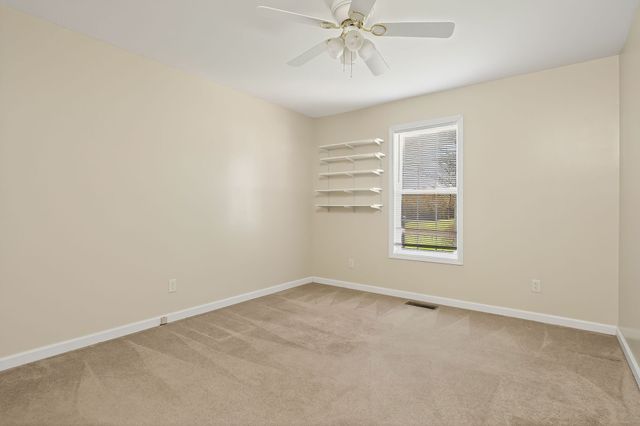 3429 Wj Robinson Rd, Cookeville, TN 38506