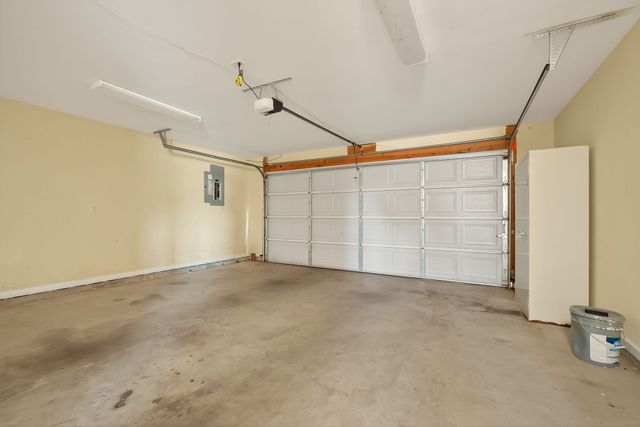 3429 Wj Robinson Rd, Cookeville, TN 38506