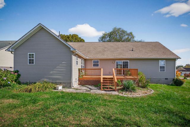 3429 Wj Robinson Rd, Cookeville, TN 38506