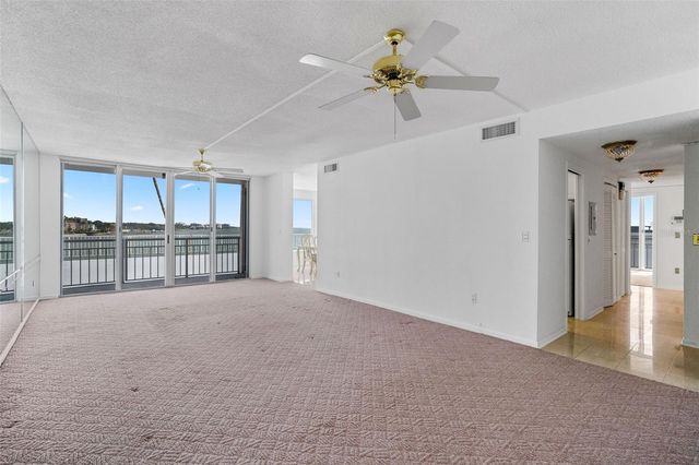 100 PIERCE STREET 307, Clearwater, FL 33756