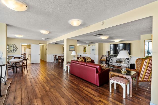 100 PIERCE STREET 307, Clearwater, FL 33756