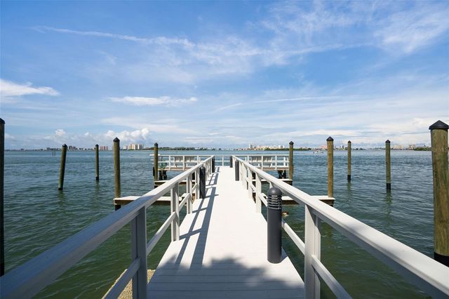 100 PIERCE STREET 307, Clearwater, FL 33756