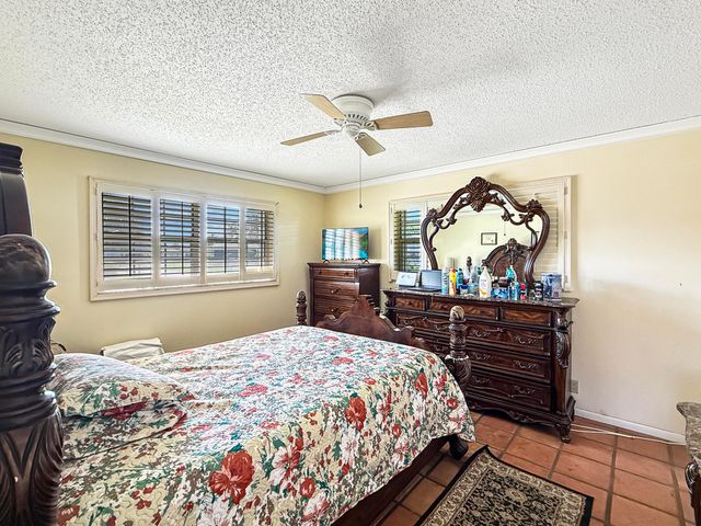 501 Sandpiper Circle, Delray Beach, FL 33445