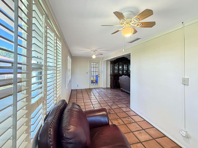 501 Sandpiper Circle, Delray Beach, FL 33445
