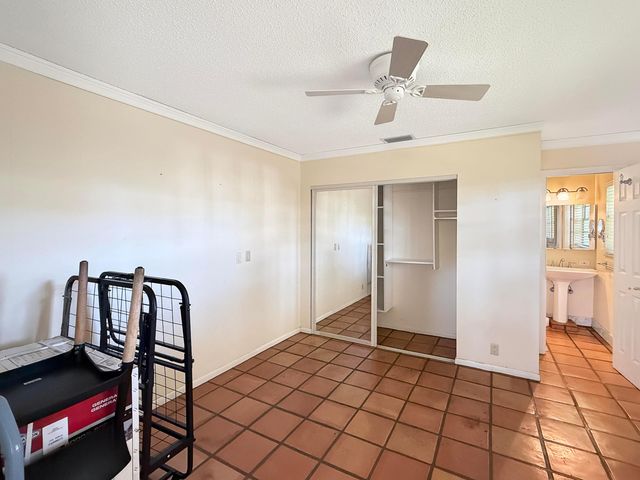 501 Sandpiper Circle, Delray Beach, FL 33445