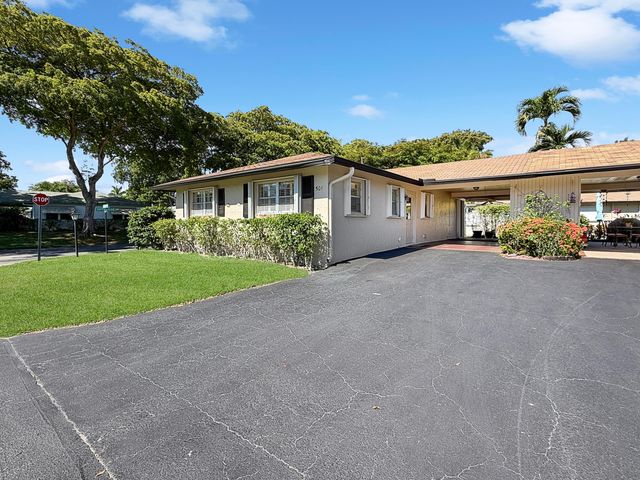 501 Sandpiper Circle, Delray Beach, FL 33445
