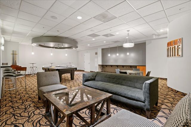 545 N DEARBORN Street 2511, Chicago, IL 60654