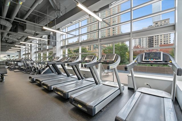 545 N DEARBORN Street 2511, Chicago, IL 60654