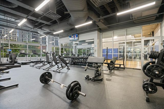545 N DEARBORN Street 2511, Chicago, IL 60654