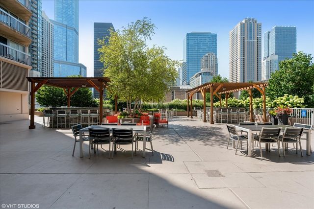 545 N DEARBORN Street 2511, Chicago, IL 60654