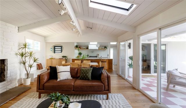 3928 Lemon, Long Beach, CA 90807