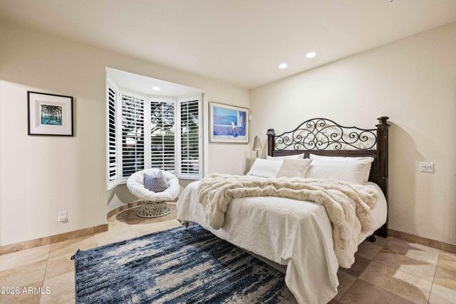 6332 E VISTA Drive, Paradise Valley, AZ 85253