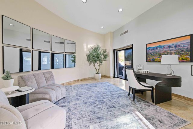 6332 E VISTA Drive, Paradise Valley, AZ 85253