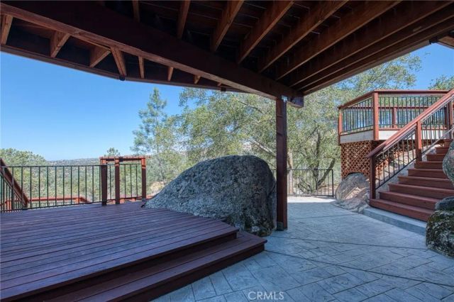 28760 Long Hollow Court South, Coarsegold, CA 93614