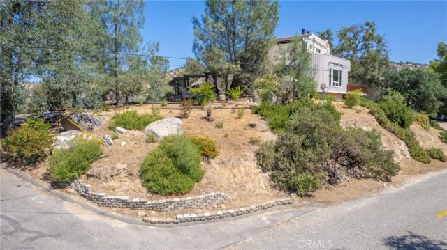28760 Long Hollow Court South, Coarsegold, CA 93614
