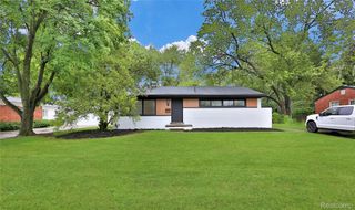 36720 N Schafer Street, Clinton Charter Township, MI 48035