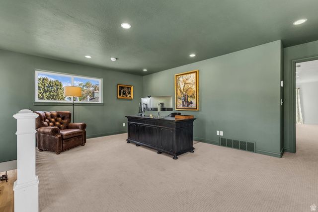 4179 S HOLLOWAY DR, Holladay, UT 84124