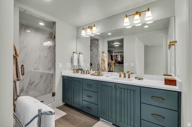 4179 S HOLLOWAY DR, Holladay, UT 84124