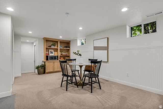 4179 S HOLLOWAY DR, Holladay, UT 84124