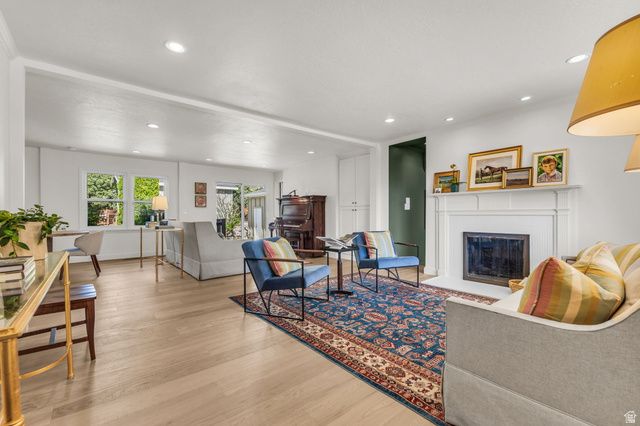 4179 S HOLLOWAY DR, Holladay, UT 84124