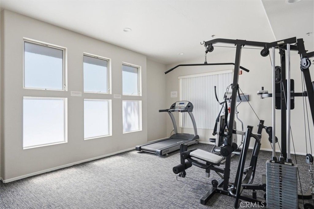 Image 25 of property listing at 10790 Rose Avenue 304, Los Angeles, CA 90034