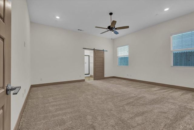 426 E Tyler Court, Visalia, CA 93291