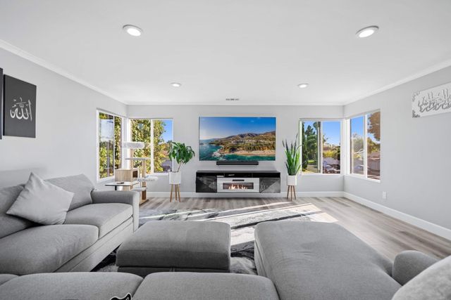 35030 Begonia Street, Union City, CA 94587