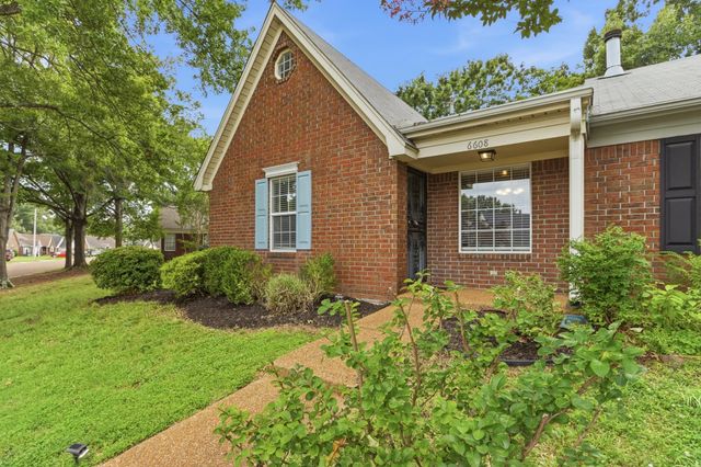 6608 SUNGATE DR S, Bartlett, TN 38135