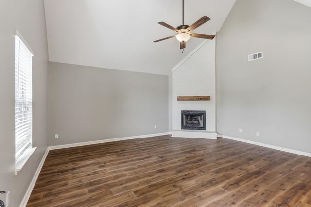 6608 SUNGATE DR S, Bartlett, TN 38135