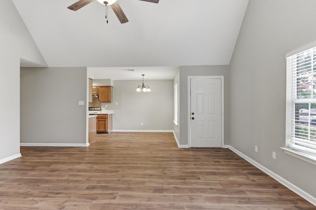 6608 SUNGATE DR S, Bartlett, TN 38135