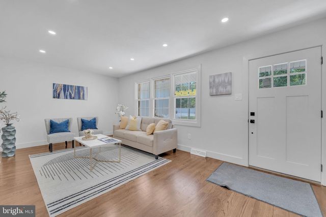 43 NORCROSS RD, Gibbsboro, NJ 08026