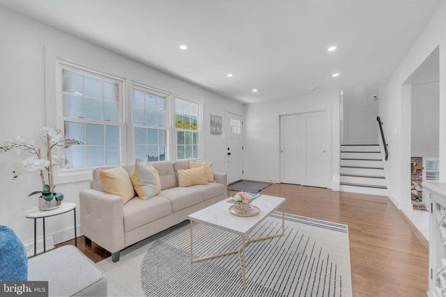 43 NORCROSS RD, Gibbsboro, NJ 08026