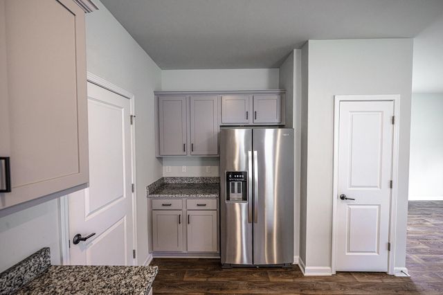 104 Cloverleaf Street, Summerville, SC 29483