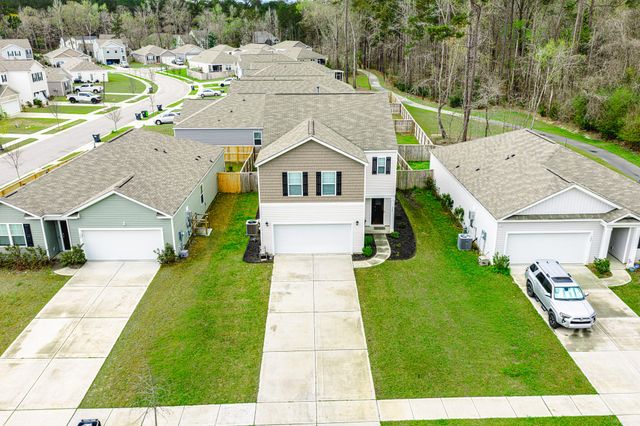 104 Cloverleaf Street, Summerville, SC 29483