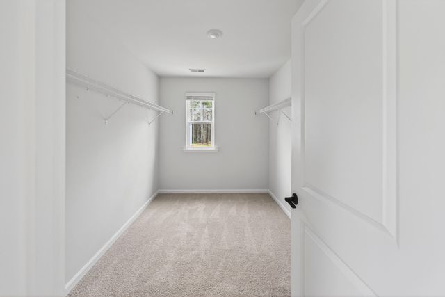 104 Cloverleaf Street, Summerville, SC 29483