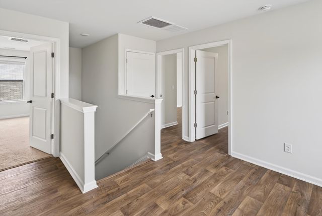104 Cloverleaf Street, Summerville, SC 29483
