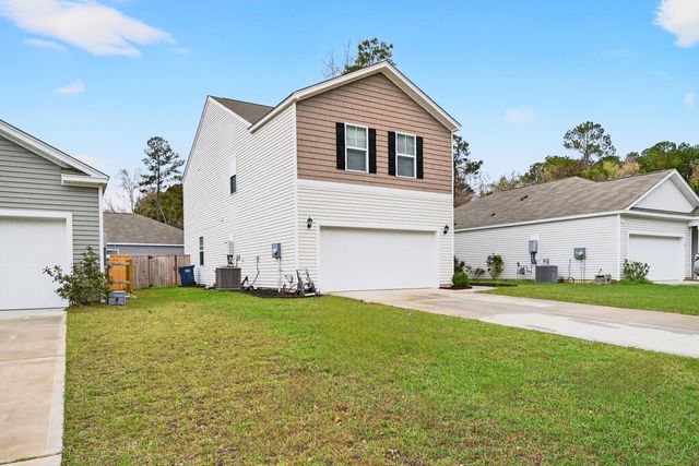104 Cloverleaf Street, Summerville, SC 29483